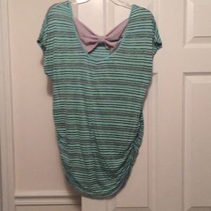 Stipe grey and turquoise maturity top